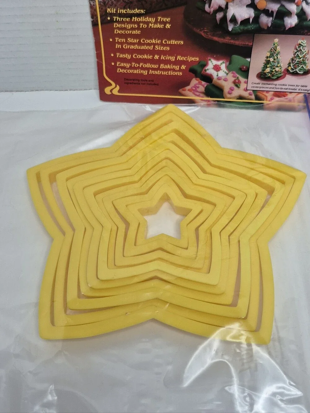 Christmas Cookie Tree Cutters Set Vintage 1982 Excellent